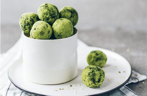 SPIRULINA BALLS